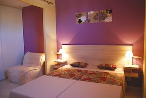 In-room safe, blackout drapes, iron/ironing board, WiFi
