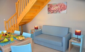 Villa, 2 Bedrooms (Corsaire) | Living area