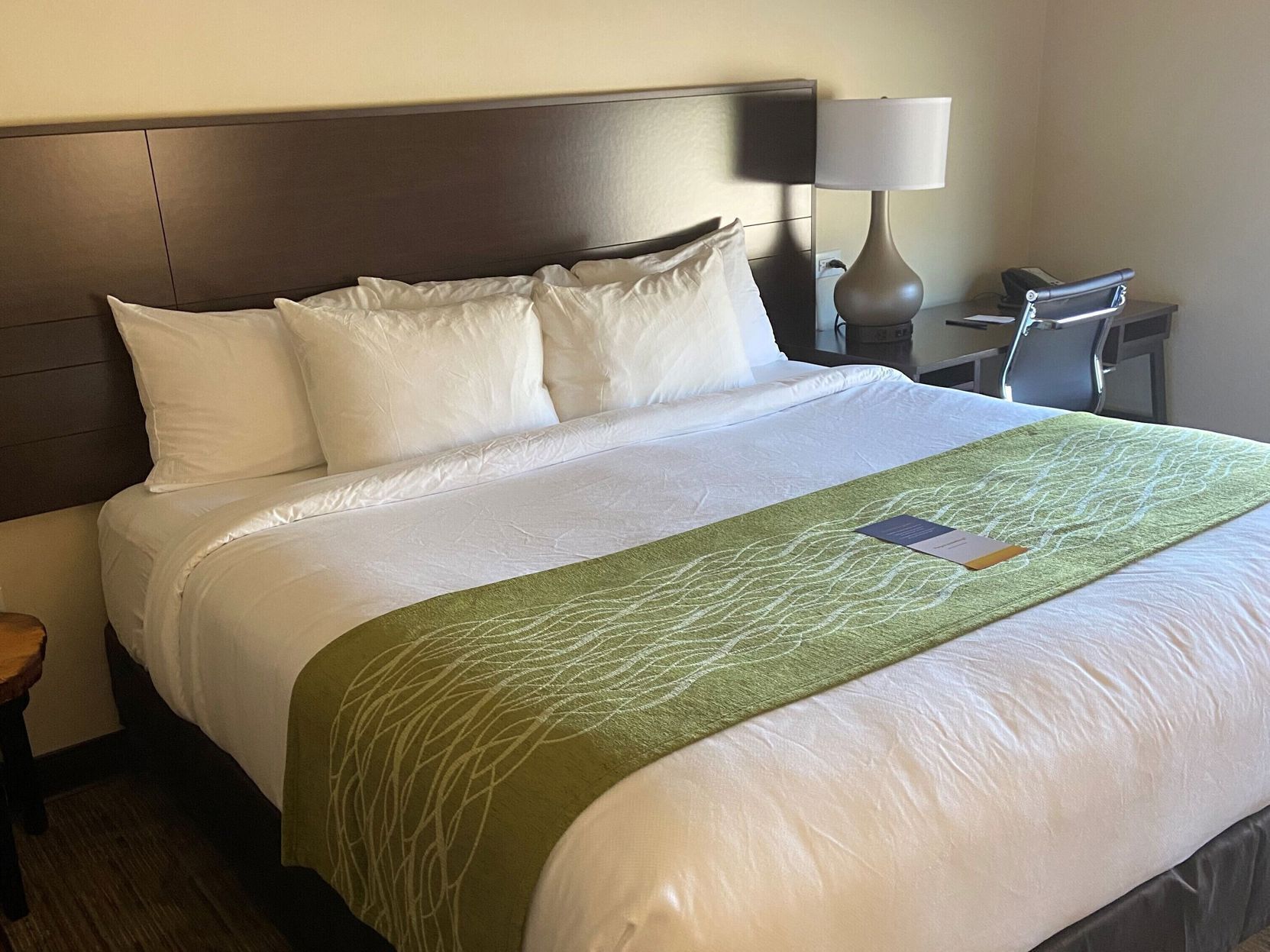 Premium bedding, in-room safe, desk, blackout drapes