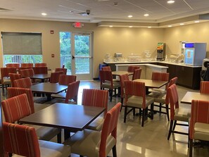 Dining - Comfort Inn Connellsville Riverview (Connellsville)