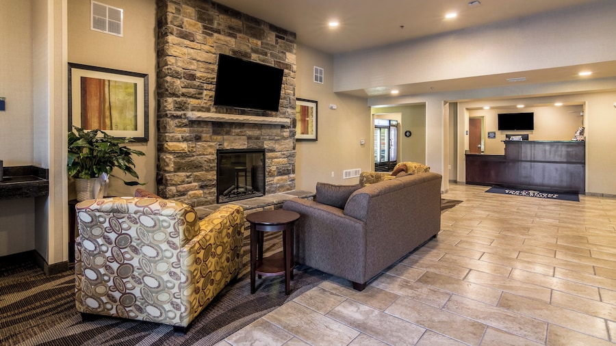 Cobblestone Inn & Suites - Barron