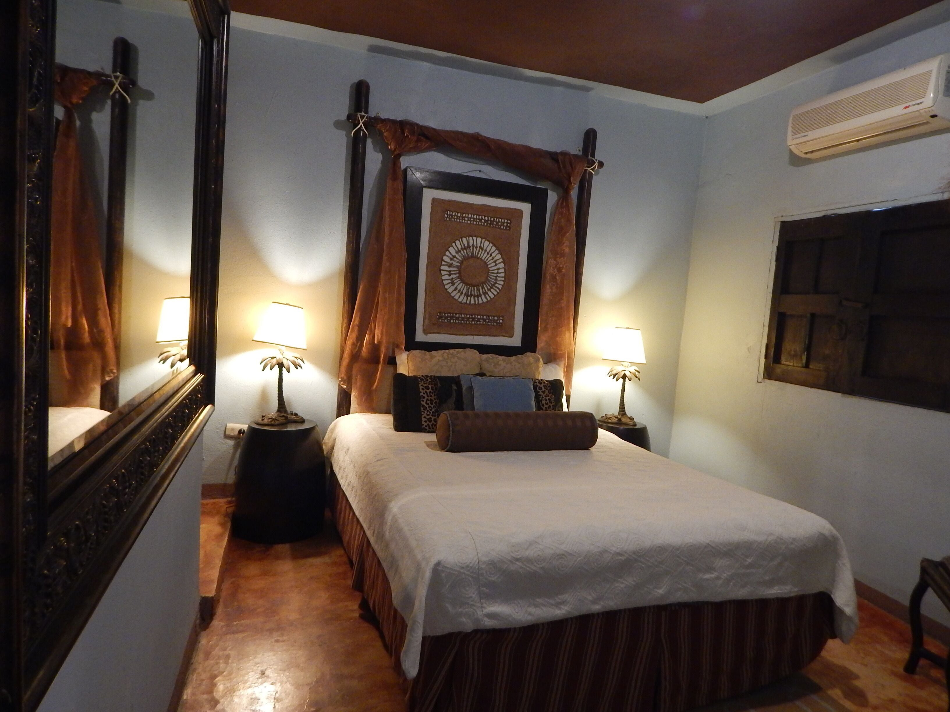 design double room, 1 king bed | 1 bedroom, bed sheets