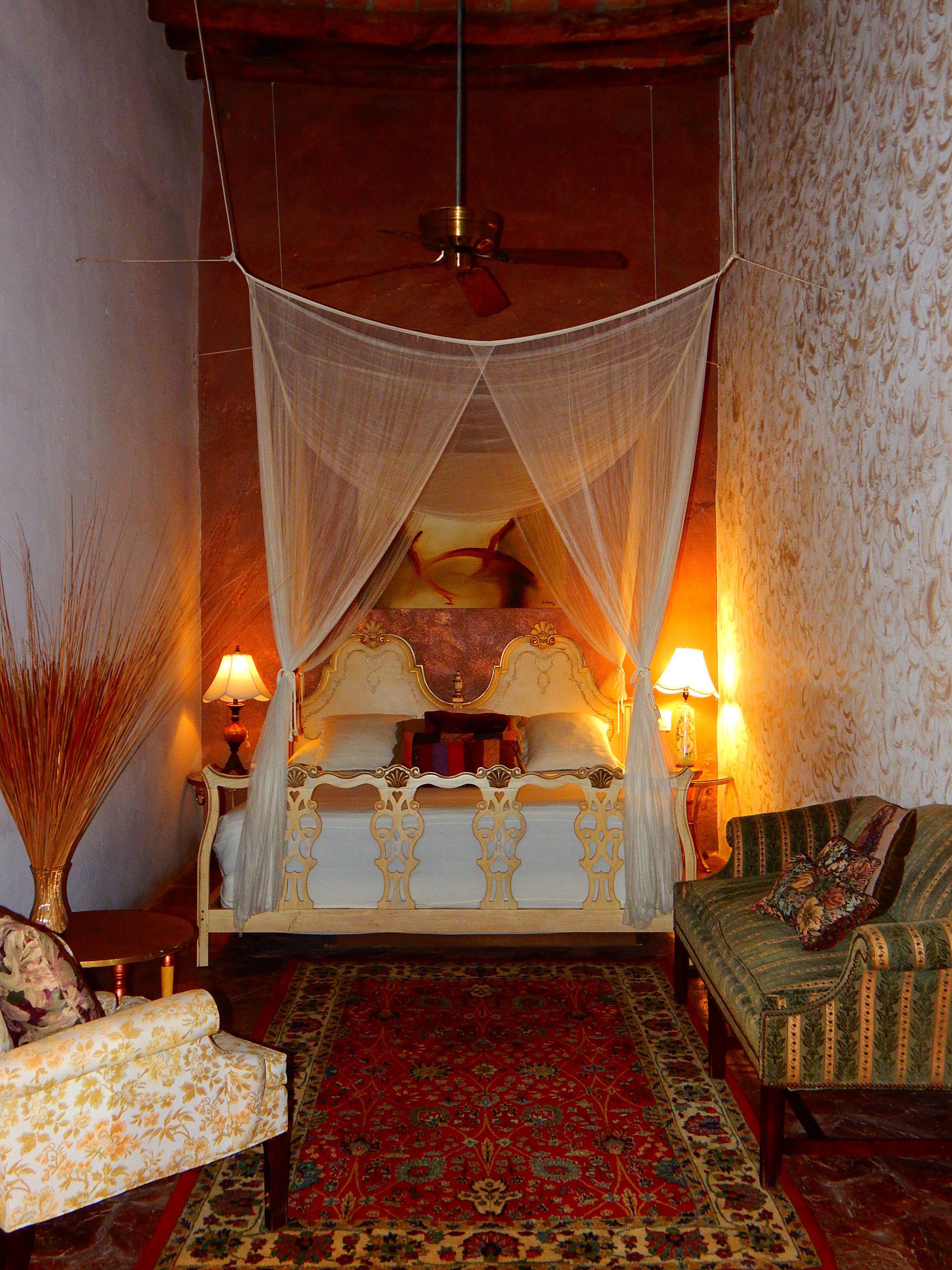 design double room, 1 king bed | 1 bedroom, bed sheets