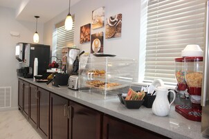 Desayuno de autoservicio incluido todos los días 