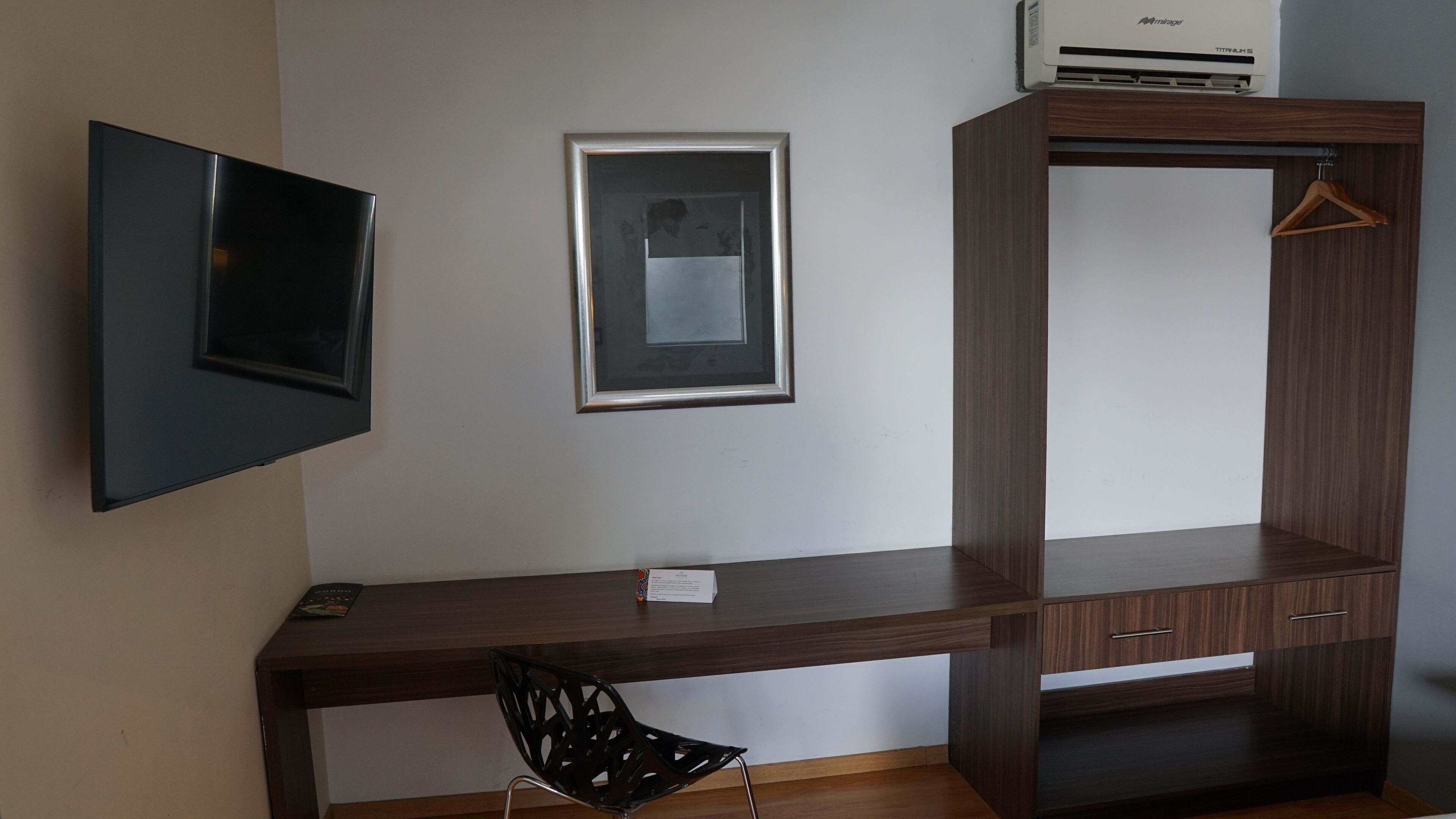 superior room, 1 queen bed | down duvets, individually decorated, iron/ironing board, free wifi