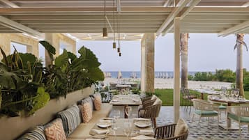 6 restauranter; serverer aftensmad