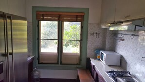 4 Bedrooms Private Pool Villa | Bếp riêng
