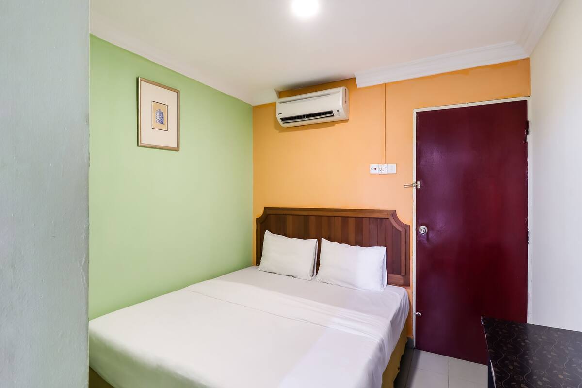 Standard Double Room, 1 King Bed | Desk, free WiFi