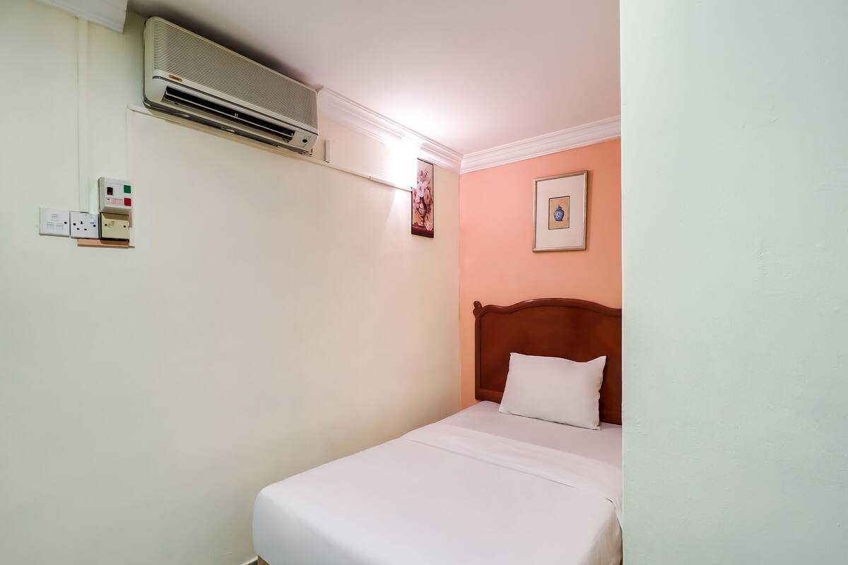 Standard Single Room | Desk, free WiFi
