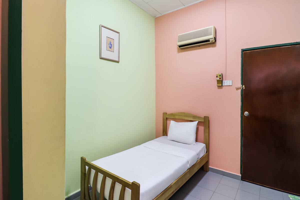 Deluxe Single Room | Meja, Wi-fi percuma 