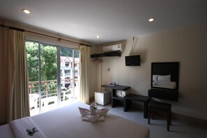 In-room safe, free WiFi