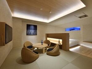 Suite – royal, 1 kingsize-seng (TSUBAKI, with Open Air Bath) | Safe på rommet, skrivebord, wi-fi (inkludert) og sengetøy