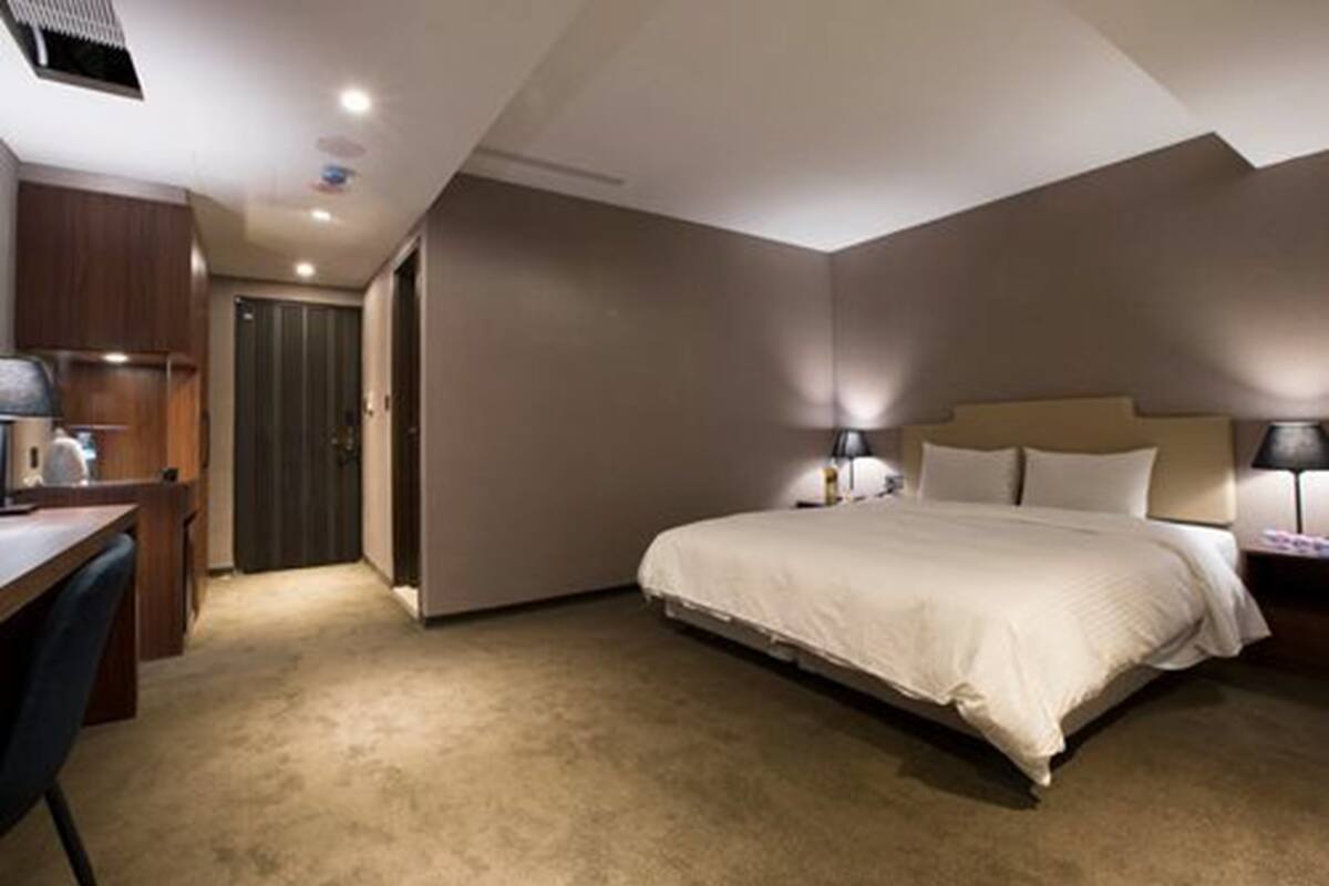 Family Triple Room | Premium bedding, desk, blackout curtains, soundproofing