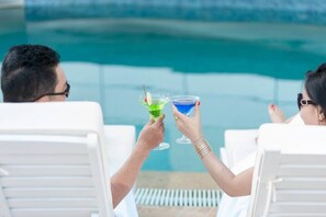 Kolam renang outdoor