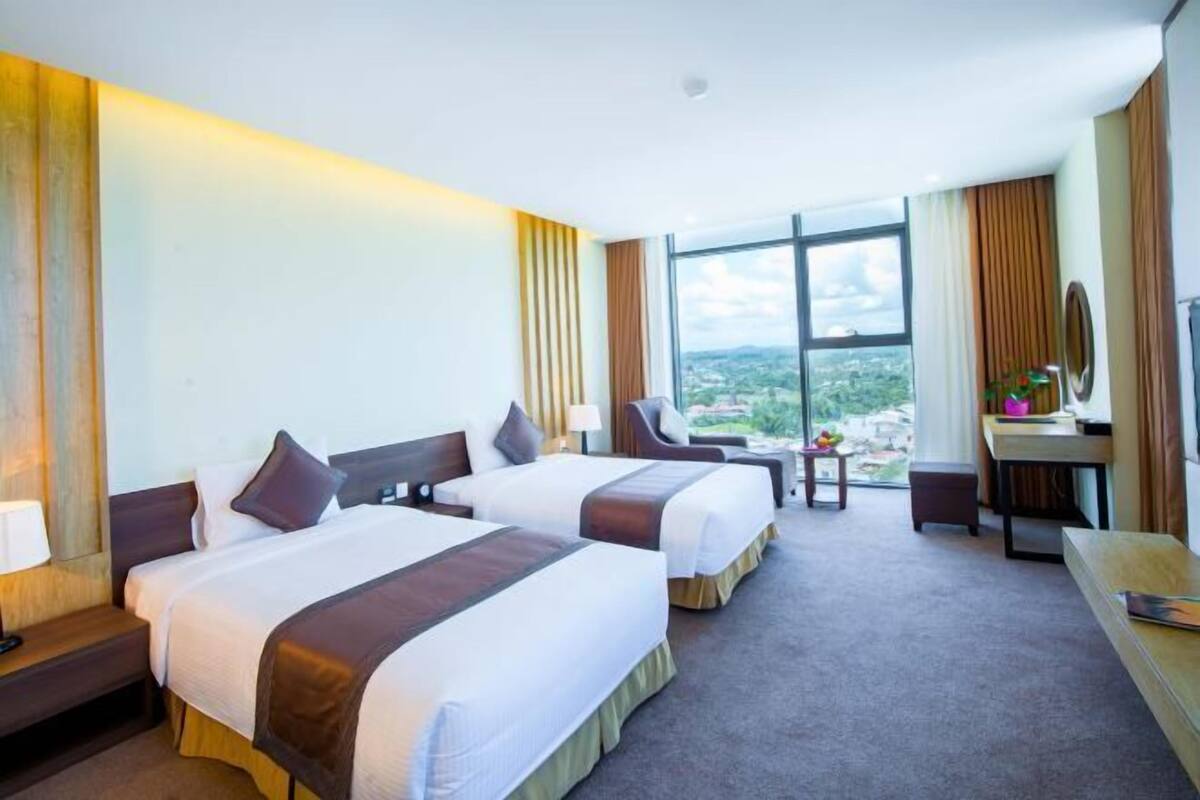 Minibar, in-room safe, desk, blackout curtains
