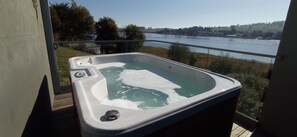Premium Room with Outdoor Spa | Minibar, in-room safe, desk, soundproofing - Rosevears Hotel (Rosevears)