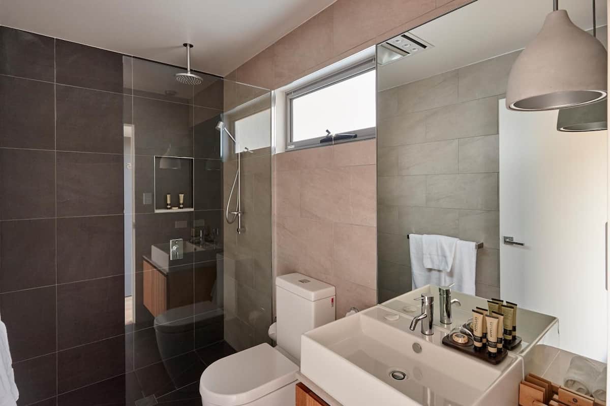 free toiletries, hair dryer, towels