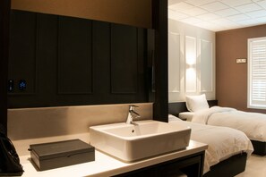 Roupas de cama premium, quartos à prova de som, Wi-Fi de cortesia
