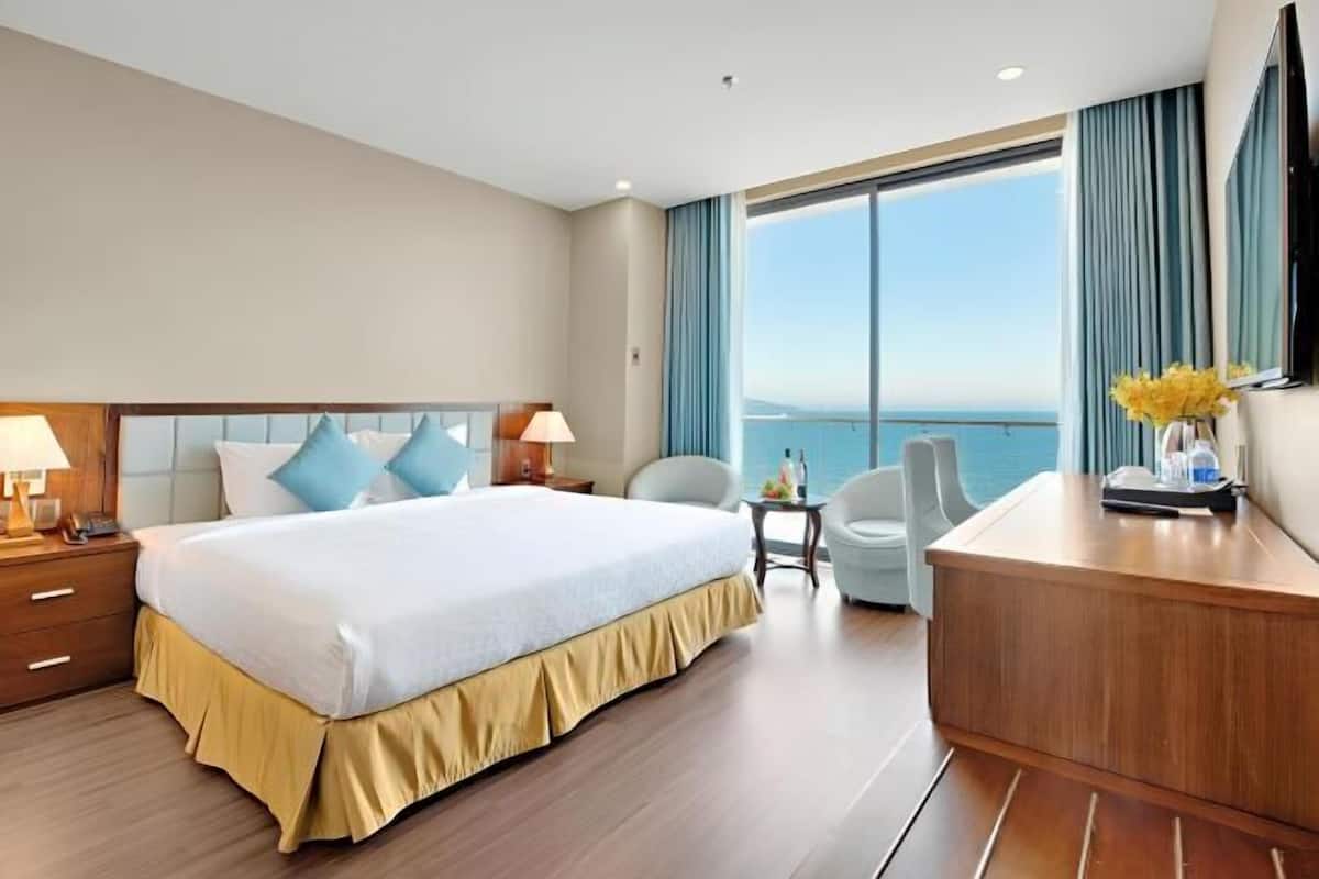1 habitación, ropa de cama de alta calidad, minibar y escritorio