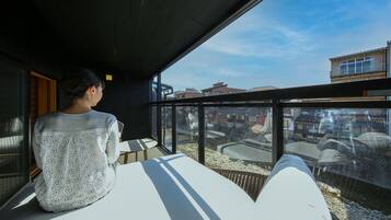 IORI MIYAGAWA (Please check in at : 16-3, Kataharamachi, Takayama, Gifu, Japan) | Balcony view