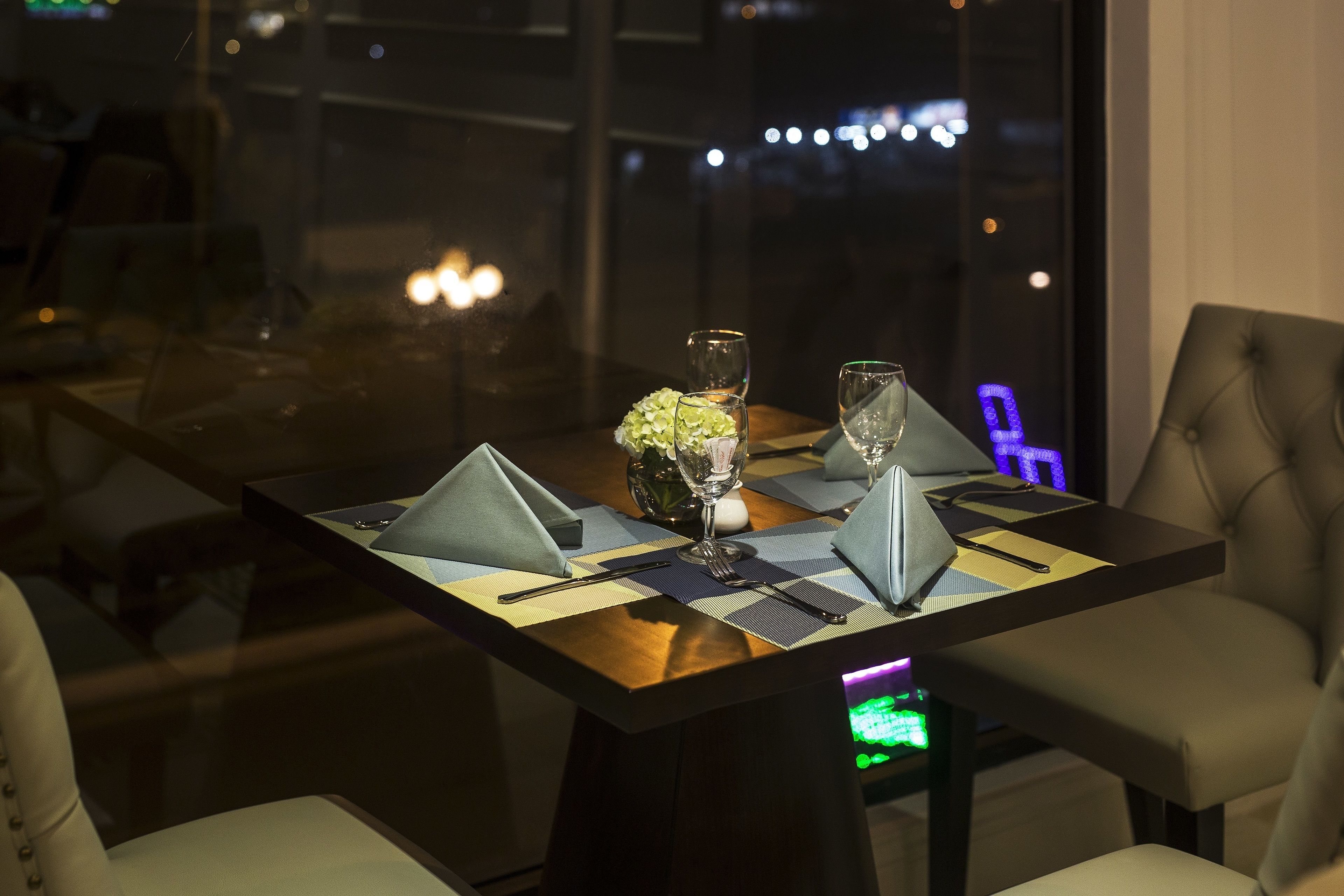 breakfast, lunch, dinner served; local and international cuisine