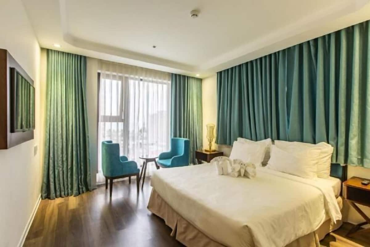 1 habitación, minibar, caja de seguridad en la habitación y escritorio