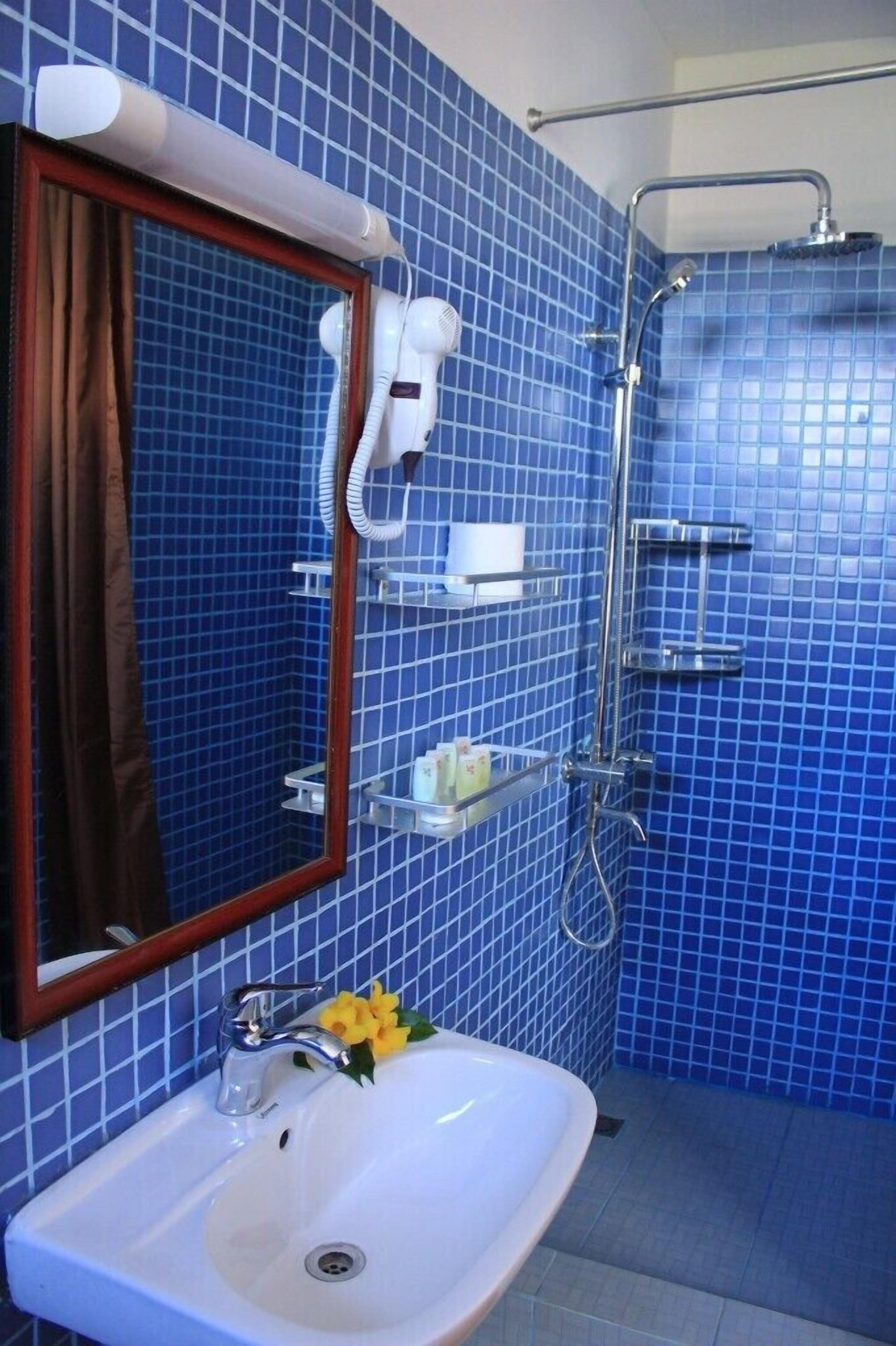 Family Room | Bilik Mandi | Kelengkapan dandanan diri percuma 