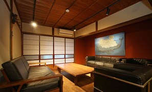 IORI 0510 (Please check in at : 11-13, Kanamori-cho, Furukawa-cho, Hida-, Gifu, Japan) | Living area - Iori Stay Hida (Hida)