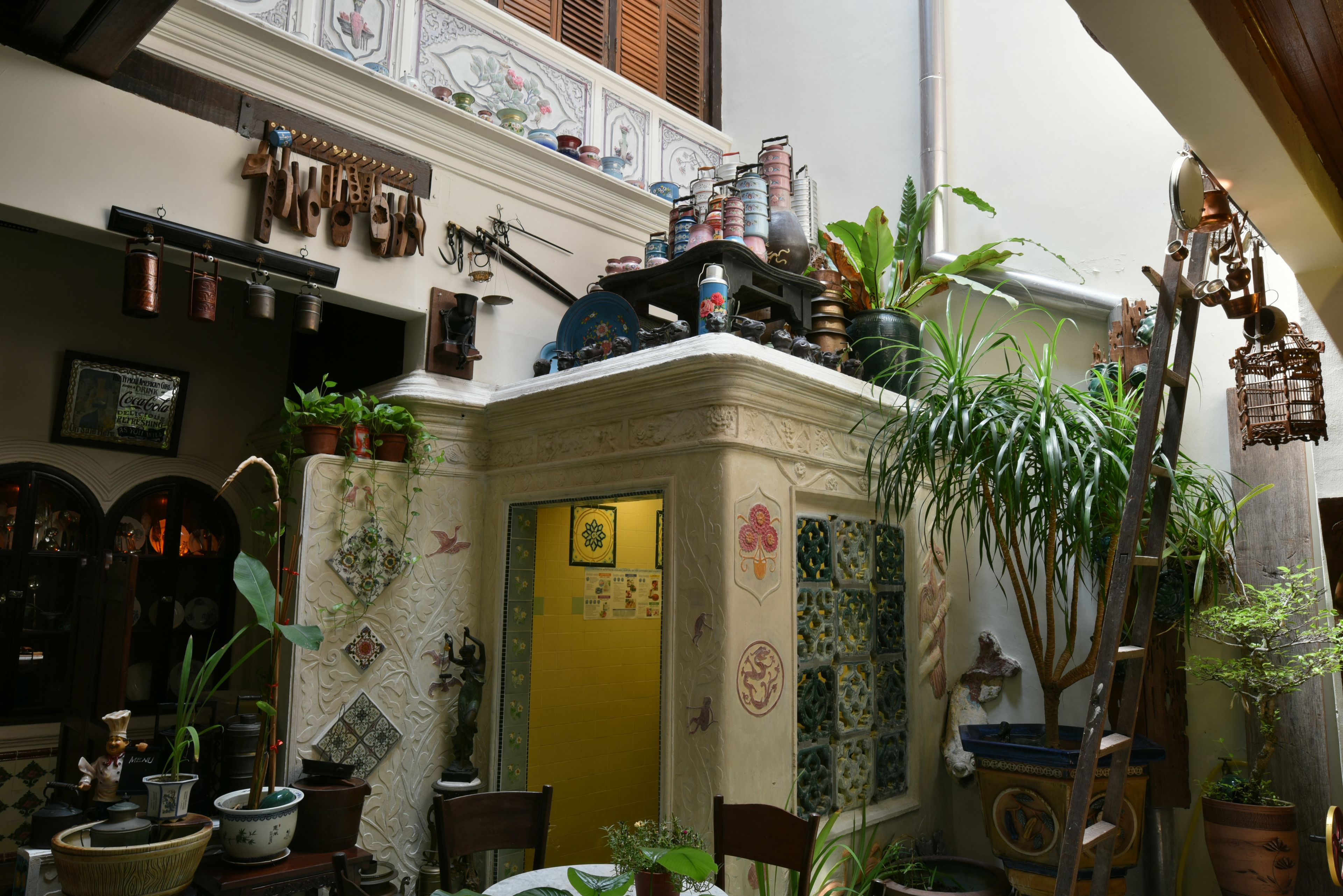 Oriental | Courtyard view