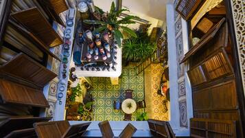 Hang Li Poh & Cheng Ho | Interior detail
