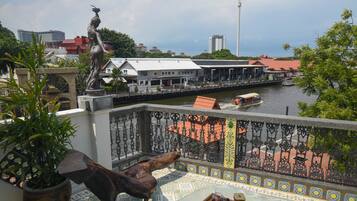 The Grand Harbour Suite | View from property