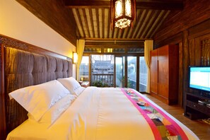 Duplex (JING) | 1 bedroom, premium bedding, in-room safe, desk - Lijiang Shuhe Youyiju Private Club (Lijiang)