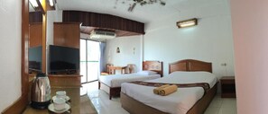 Superior Family Room | In-room safe, desk, free WiFi, bed sheets - Arcadia Mansion (Pattaya)