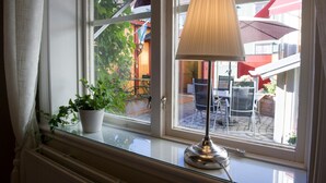 Flat-screen TV - Lilla Hotellet (Nora)