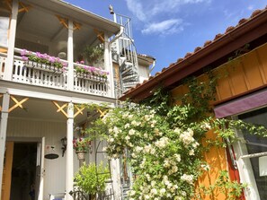 Exterior - Lilla Hotellet (Nora)