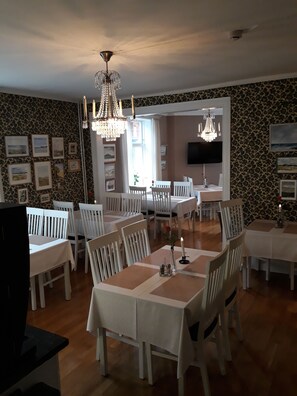 Coffee service - Lilla Hotellet (Nora)