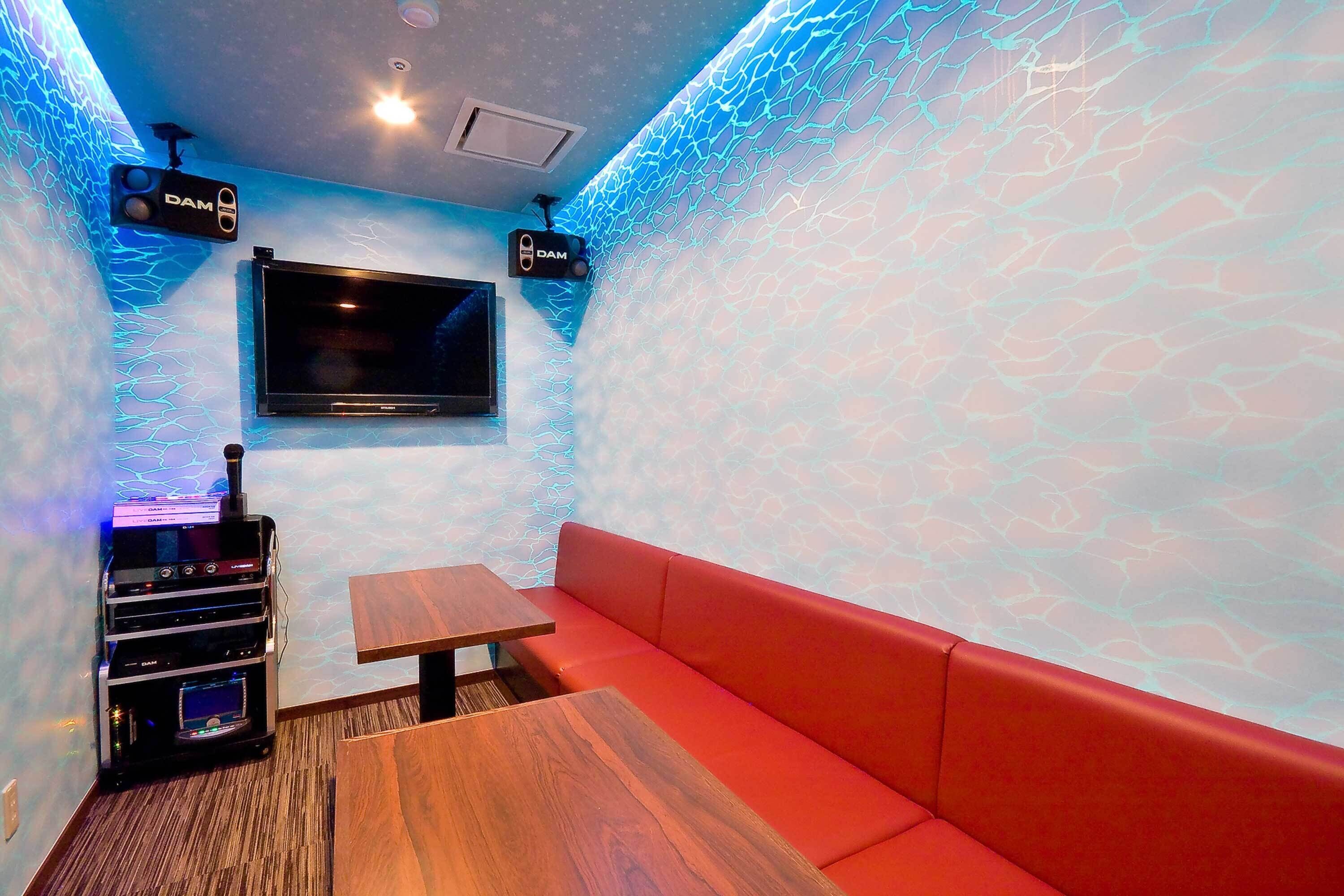 karaoke room