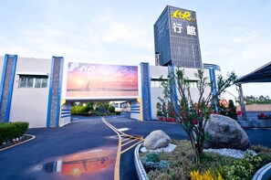 Fachada da propriedade