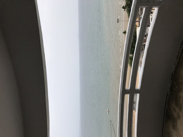 Beach nearby - Bua Khao Paradise (Pattaya)