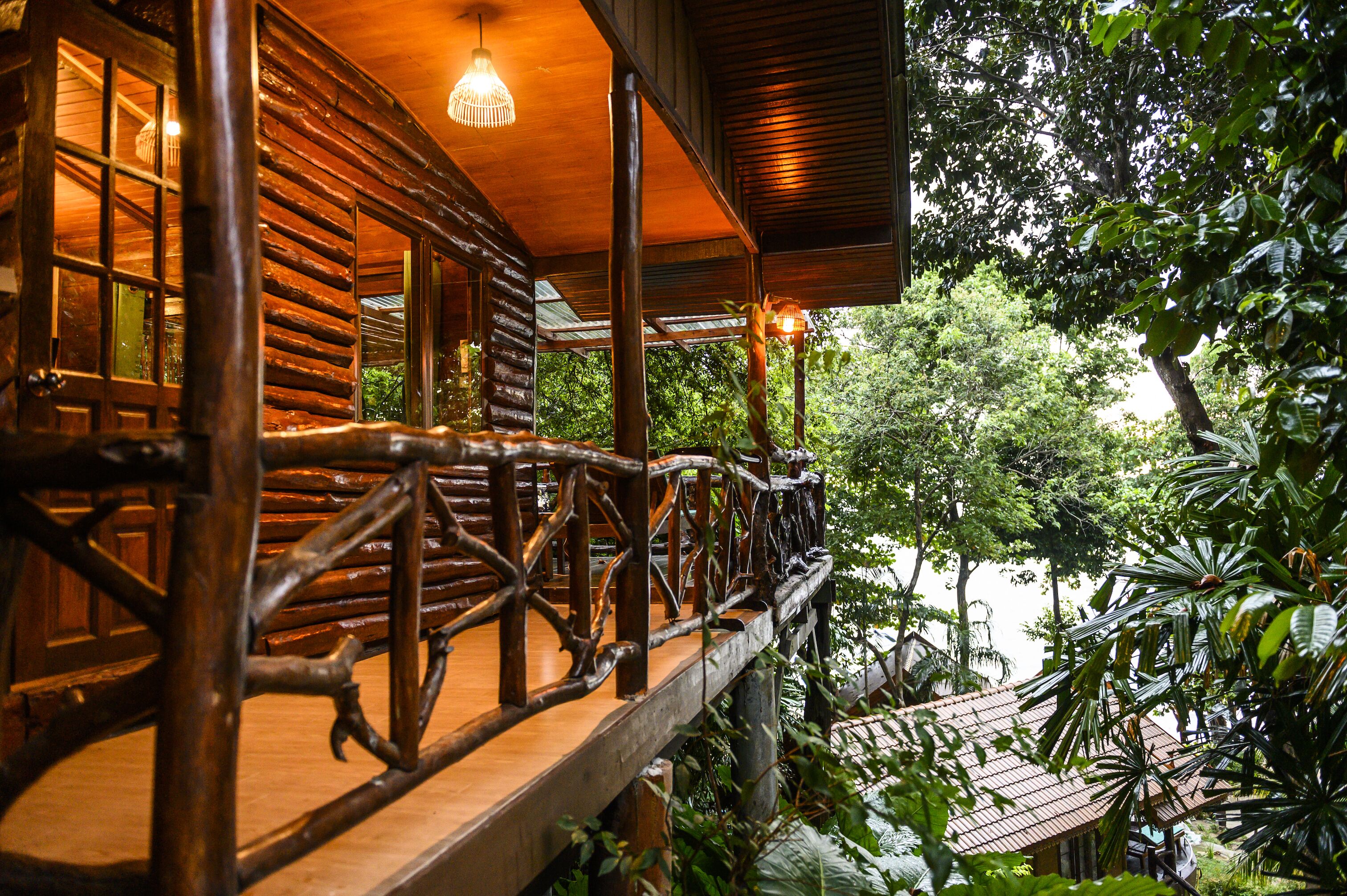 Honeymoon Villa | Balcony