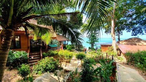 Koh Jum Ocean Beach Resort