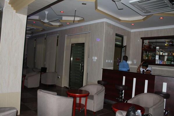 Bar (en la propiedad)