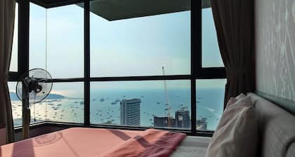 Pattaya Central Sea View Pool Suite