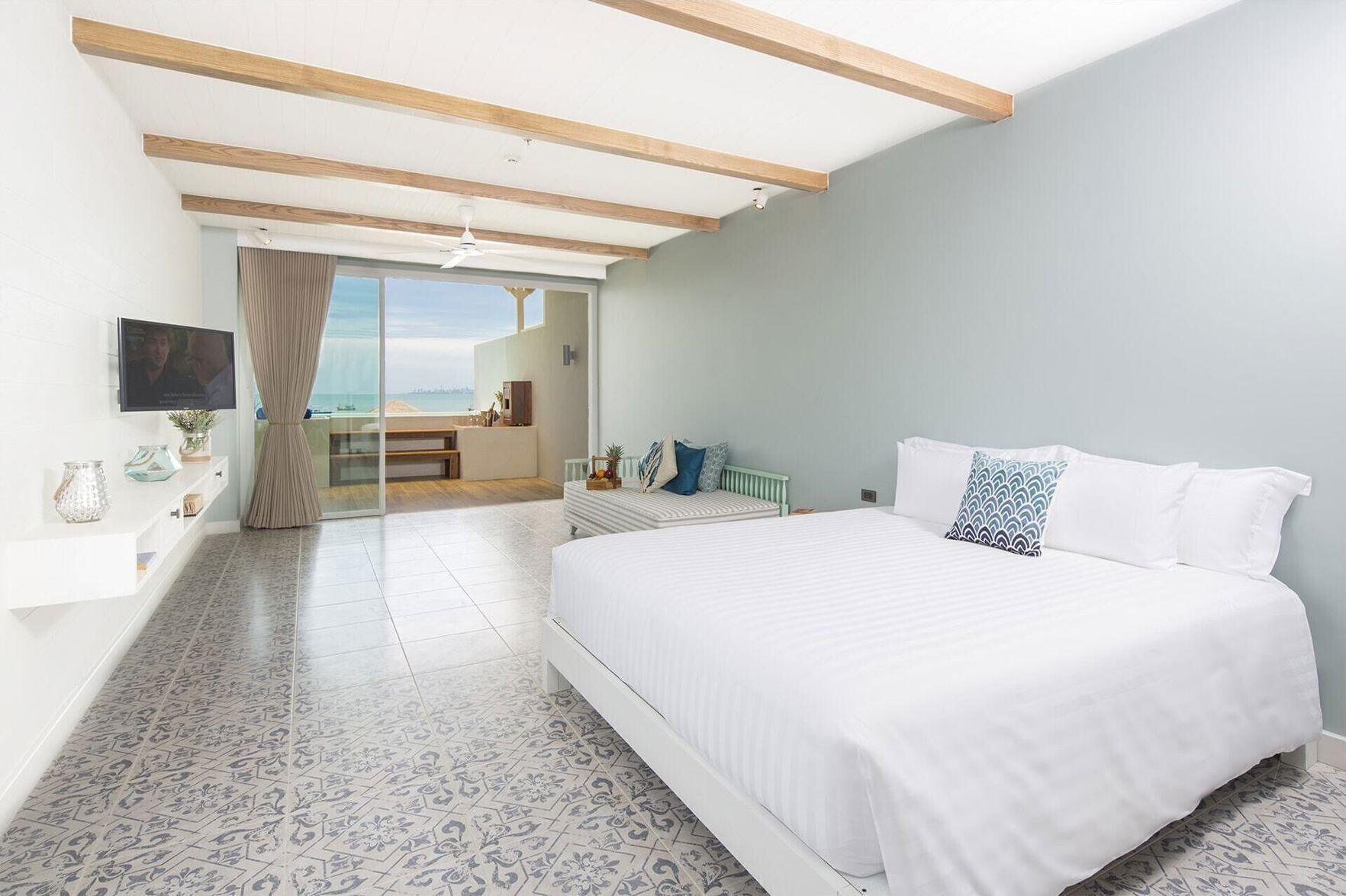 Premium bedding, minibar, in-room safe, desk