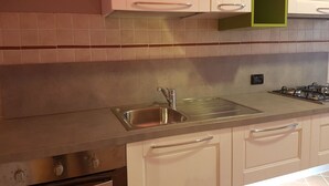 Apartment, 2 Bedrooms | Private kitchen - N12 Design Accomodations Princeps (Siena)
