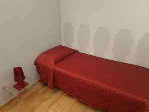 Apartment, 2 Schlafzimmer | 1 Schlafzimmer, hochwertige Bettwaren, Minibar, Zimmersafe