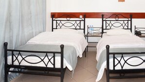 Room - Arusha Naaz Hotel (Arusha)
