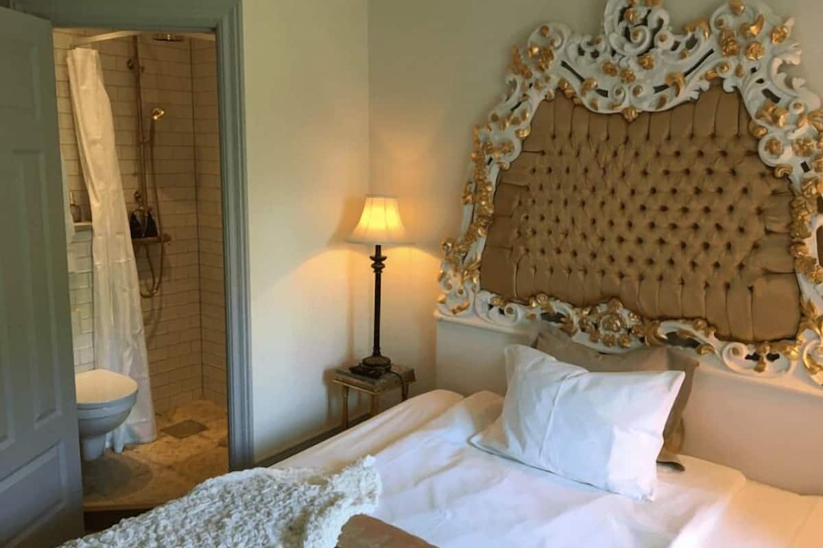 1 chambre, Wi-Fi gratuit, draps fournis