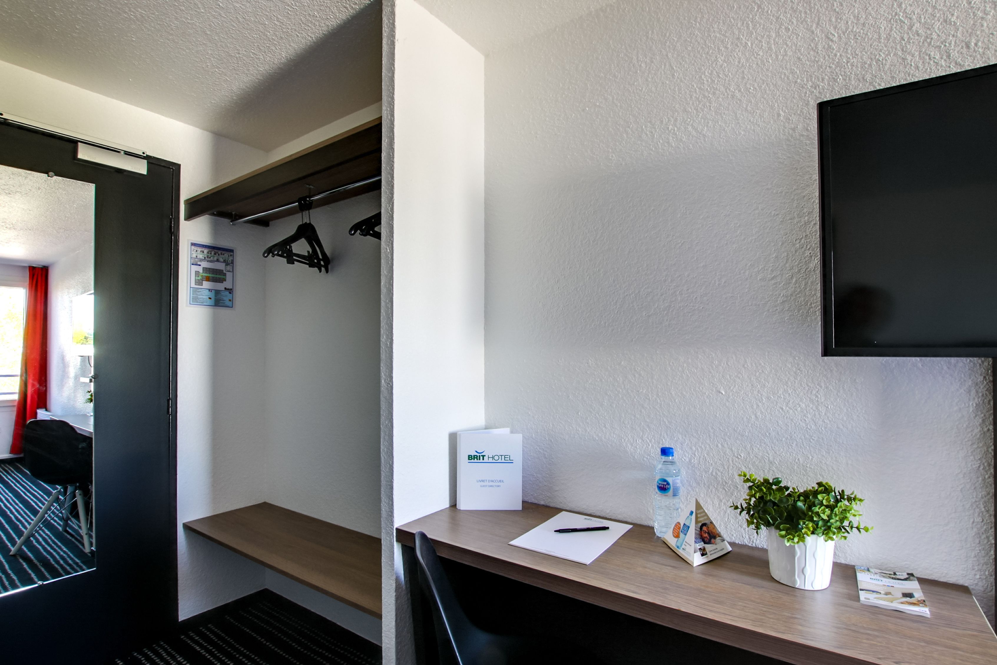 Foto - Brit Hotel Reims La Neuvillette