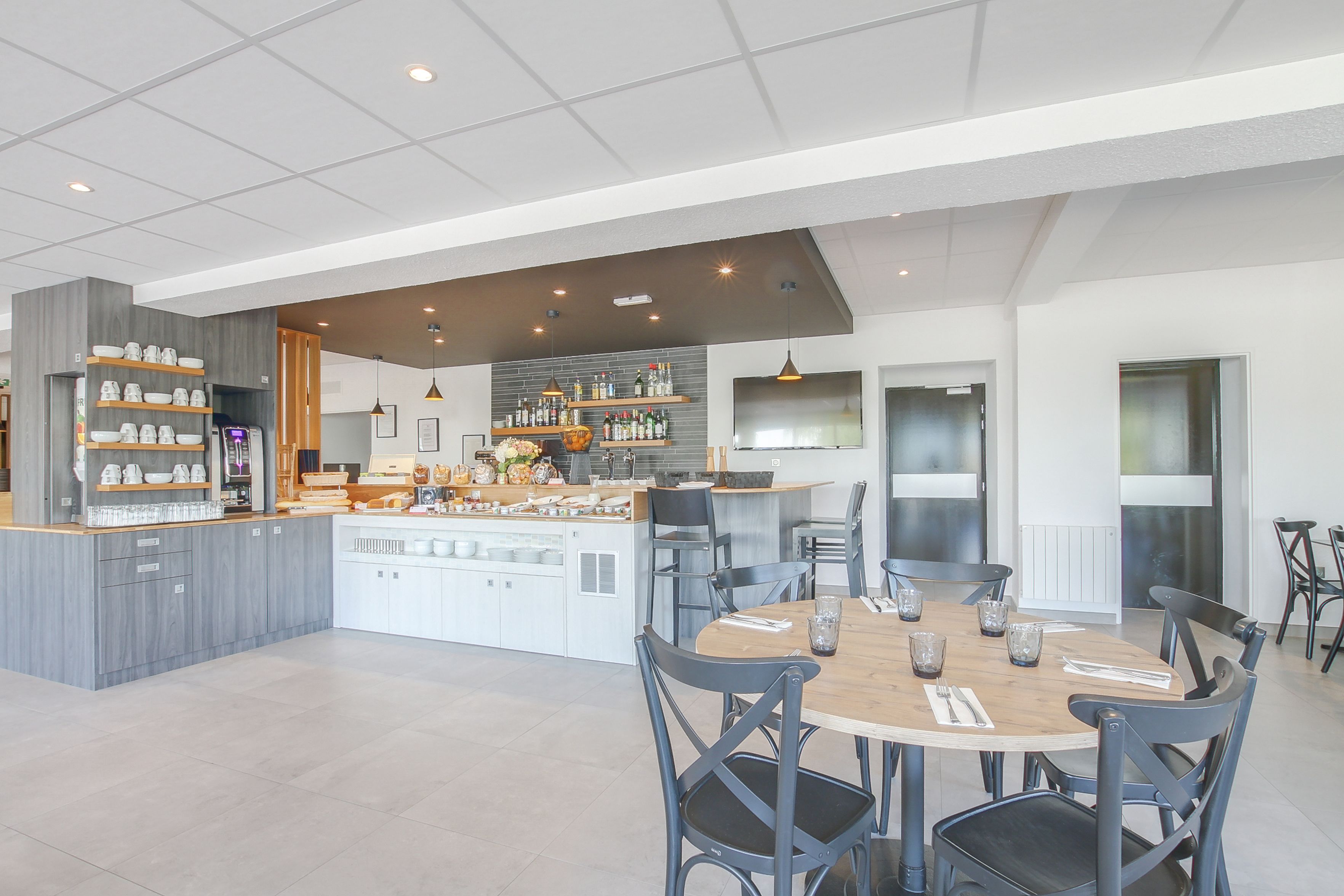 Foto - Brit Hotel Reims La Neuvillette